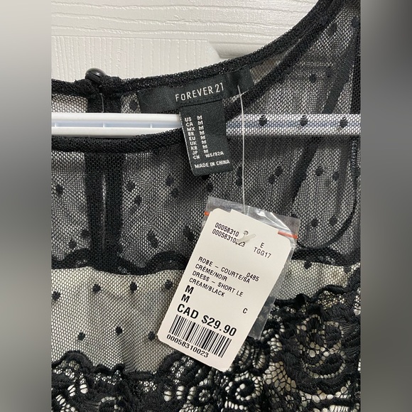 Lace Short Dress - BNWT - Picture 4 of 5